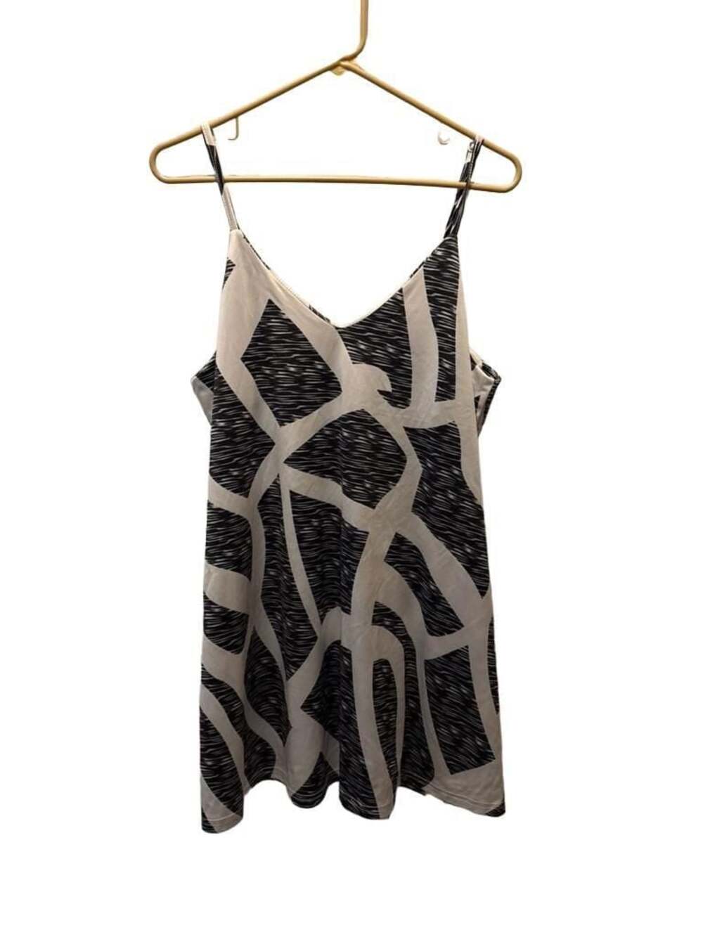 SHEIN Abstract Geometric Print V-Neck Strappy Cami Mini Dress